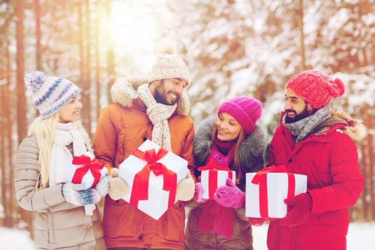 Updated Social Media can Increase Holiday Sales